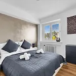 Апартаменты Panorama & Terrace In Center *