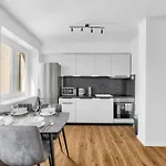Panorama & Terrace In Center *