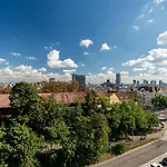 Апартаменты Panorama & Terrace In Center