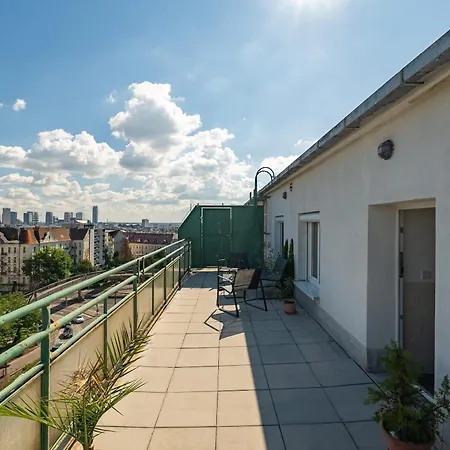 דירה Panorama & Terrace In Center ברטיסלאבה