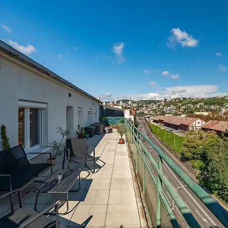 Panorama & Terrace In Center *